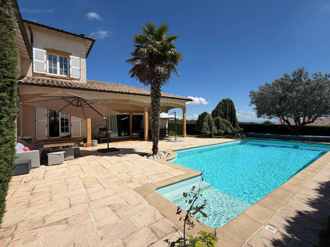 Maison à COGNY