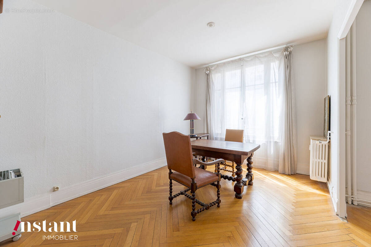 Appartement à LYON-7E