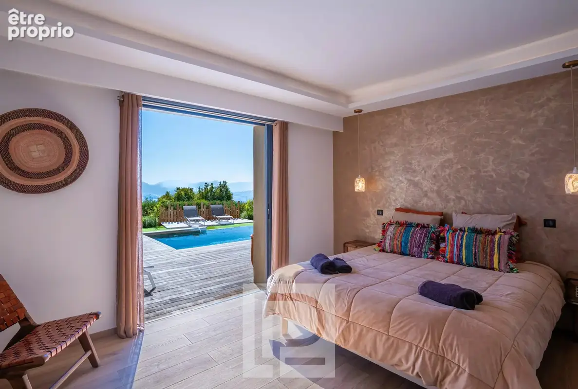 Villa entièrement rénovée avec vue mer panoramique - photo 11
