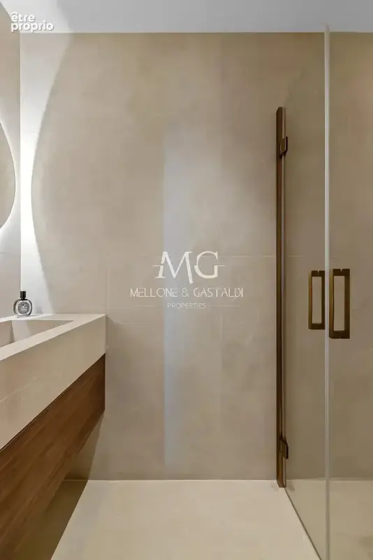 Cannes eden – 3 pièces rénové – vue mer – terrasse & jardin – piscines – tennis – garage - photo 17