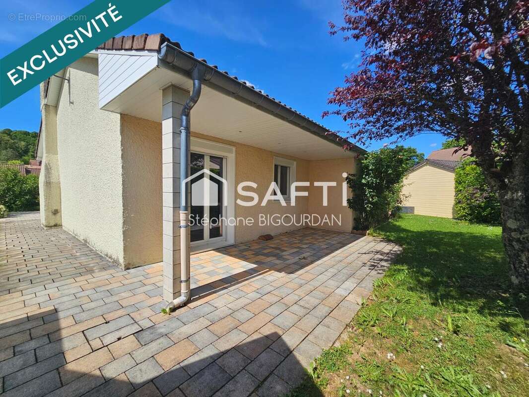 Photo 2 - Maison à MISEREY-SALINES