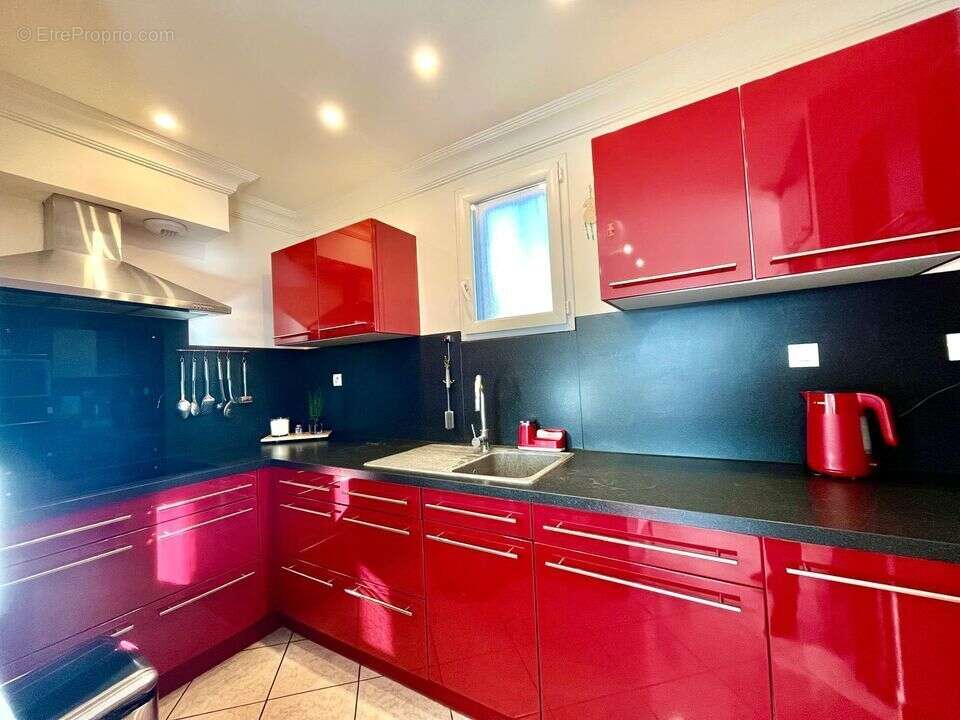 Appartement à VETRAZ-MONTHOUX