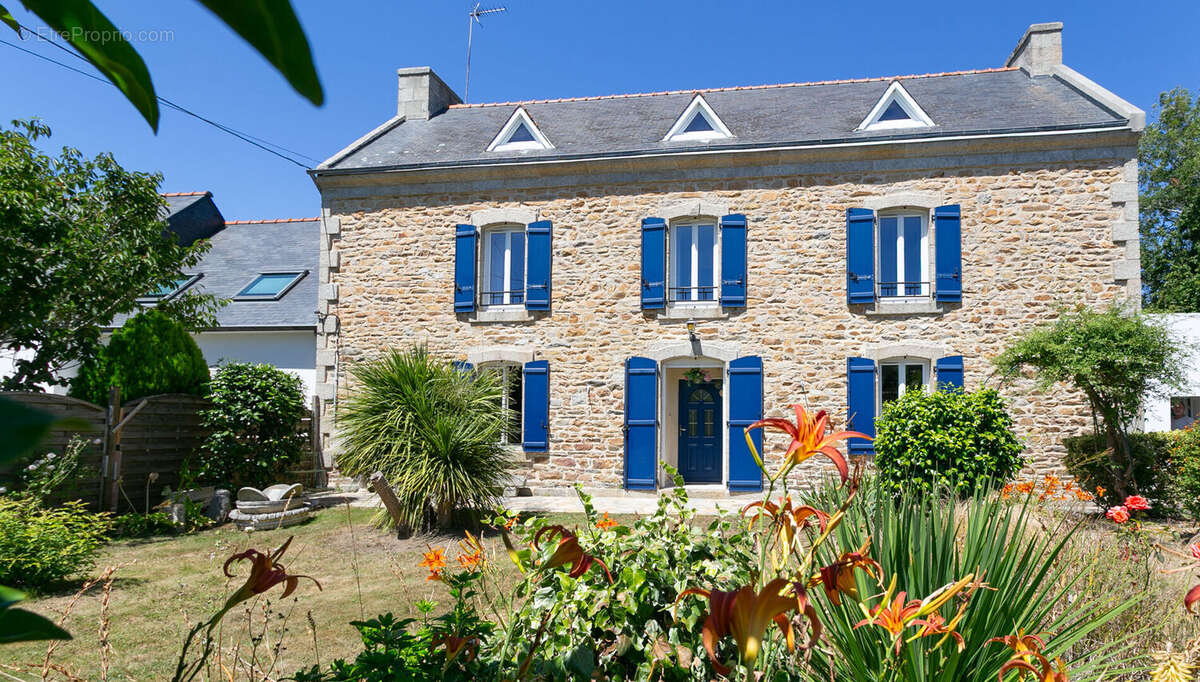 Maison à NEVEZ