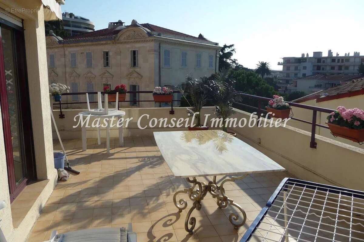 Appartement à CANNES