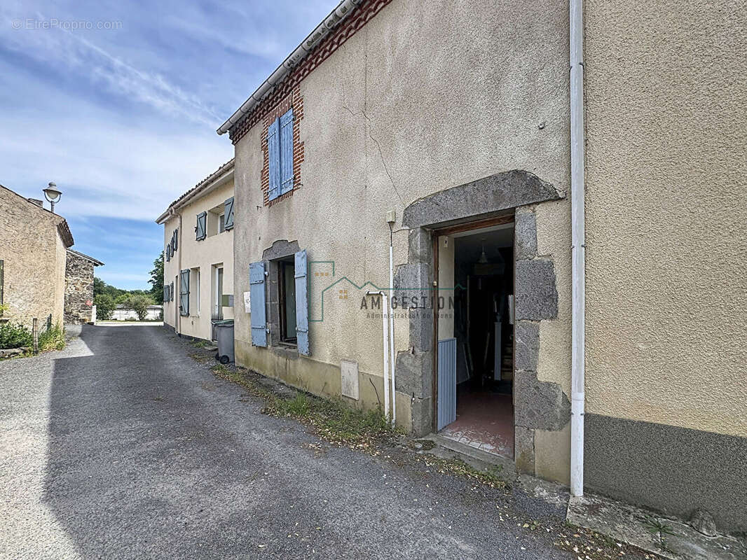Maison à DINSAC