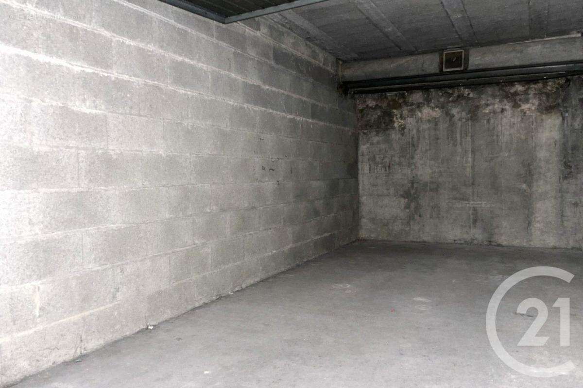 Parking à LIMOGES