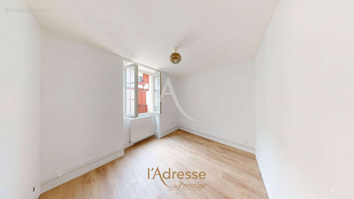 Appartement Saint Jean De Luz 3 pièce(s) 46 m2 - Coeur de Ville - photo 7