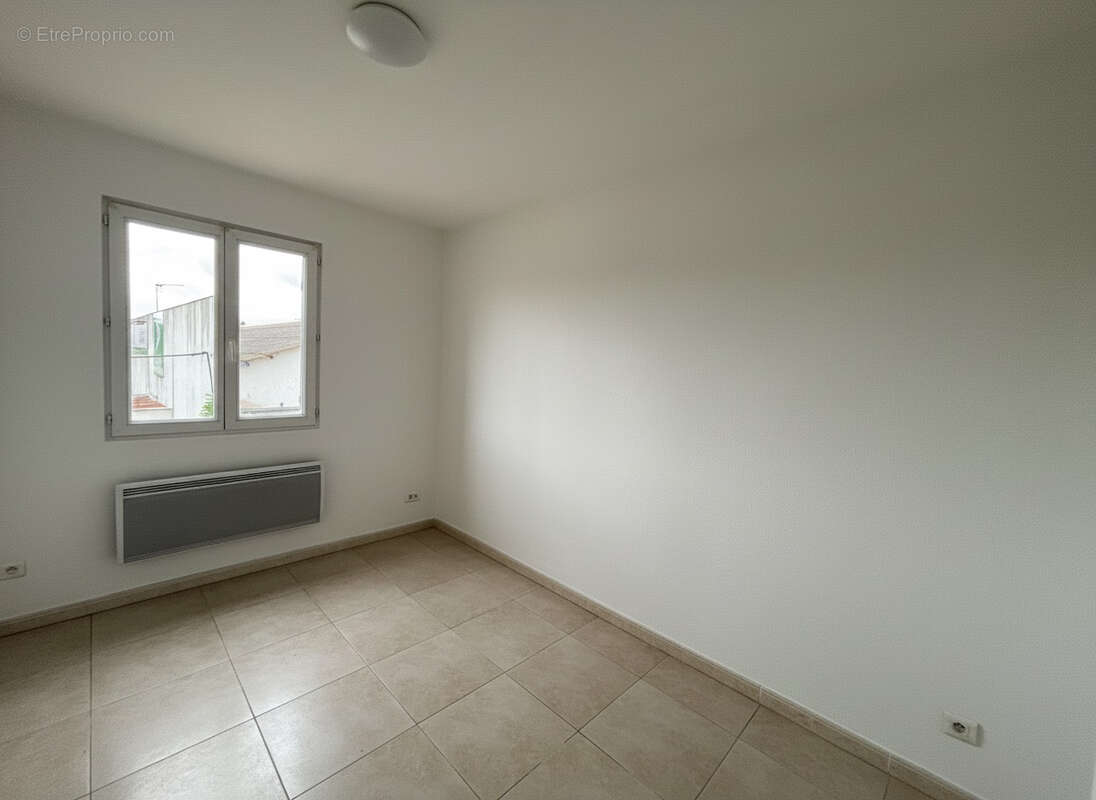 Appartement à SAINT-MAXIMIN-LA-SAINTE-BAUME