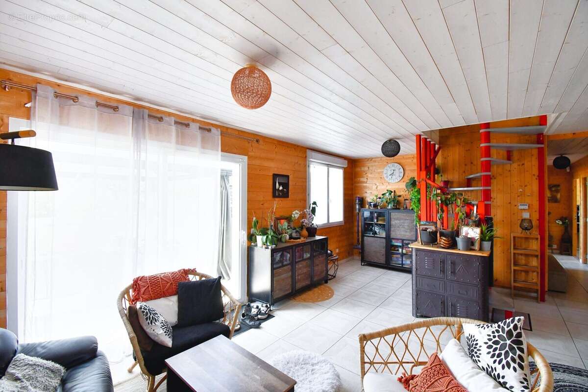 Maison 213 m² à Etang-Sur-Arroux  - photo 6