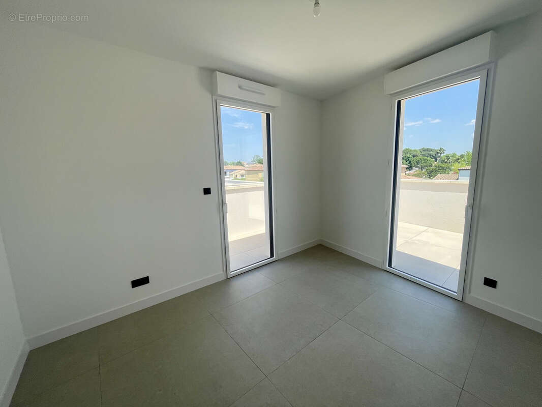 Appartement à CASTRIES