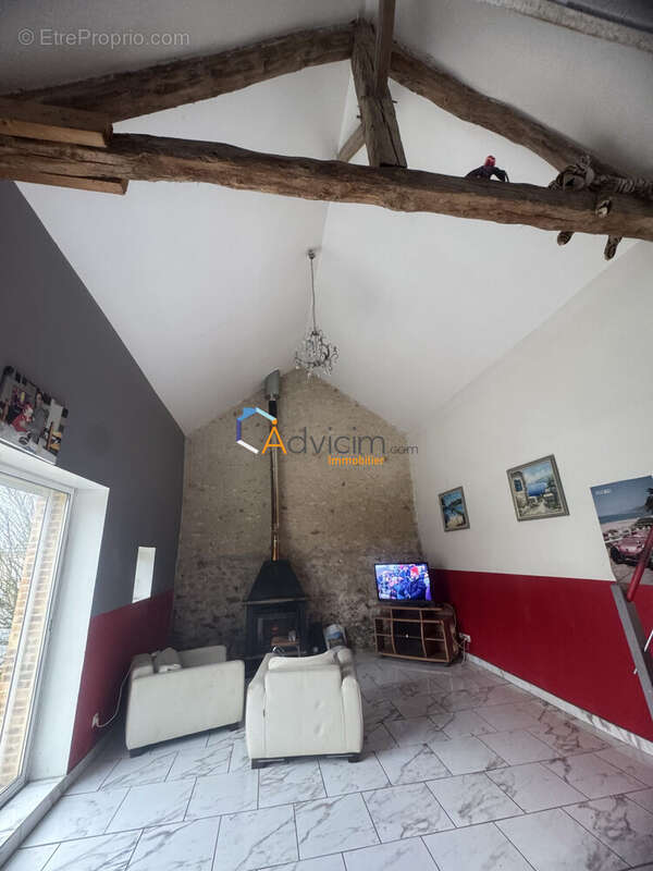 Maison à MECRINGES