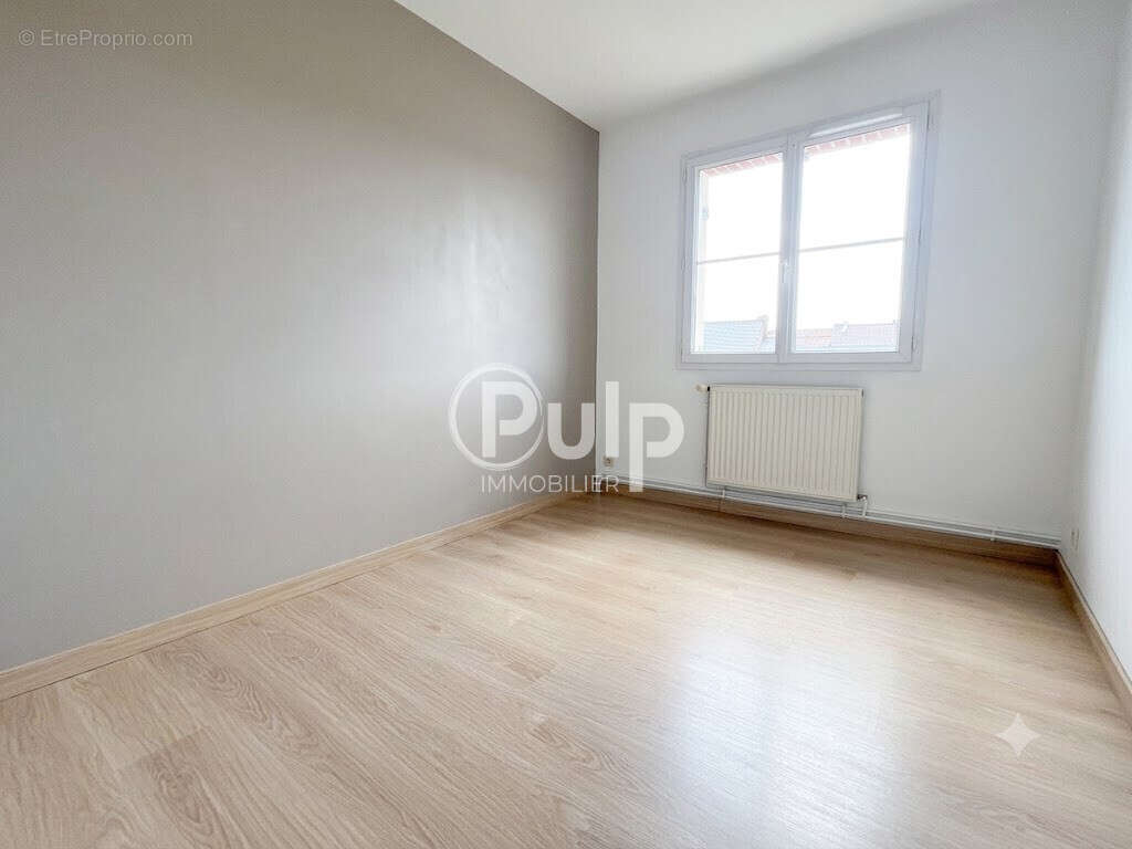 Maison 3 chambres jardin garage et stationnement - photo 6