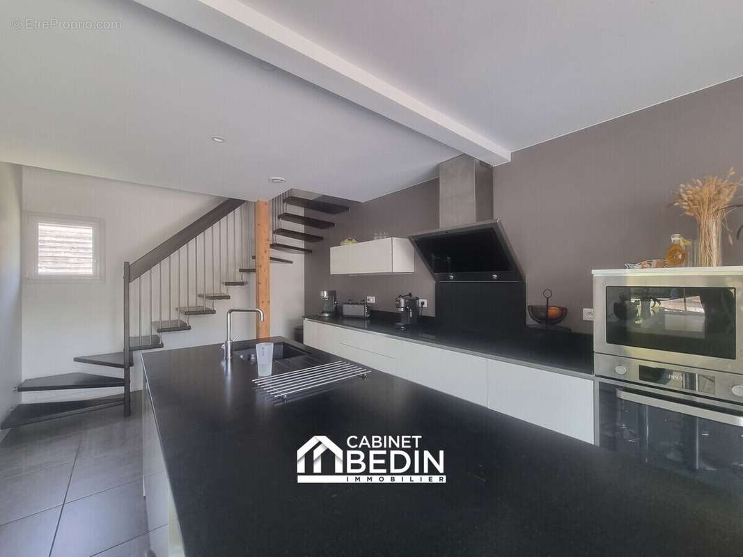 Maison 265 m² à Ares  - photo 9