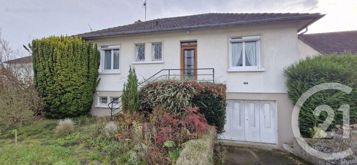 Maison à LA CHAPELLE-DU-NOYER