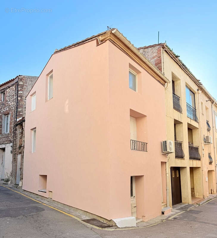 Maison à SAINT-ESTEVE