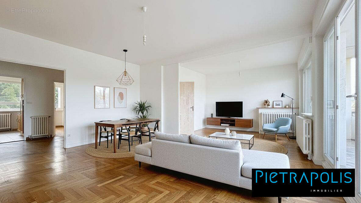 PROJECTION 3D - Appartement à SAINTE-FOY-LES-LYON