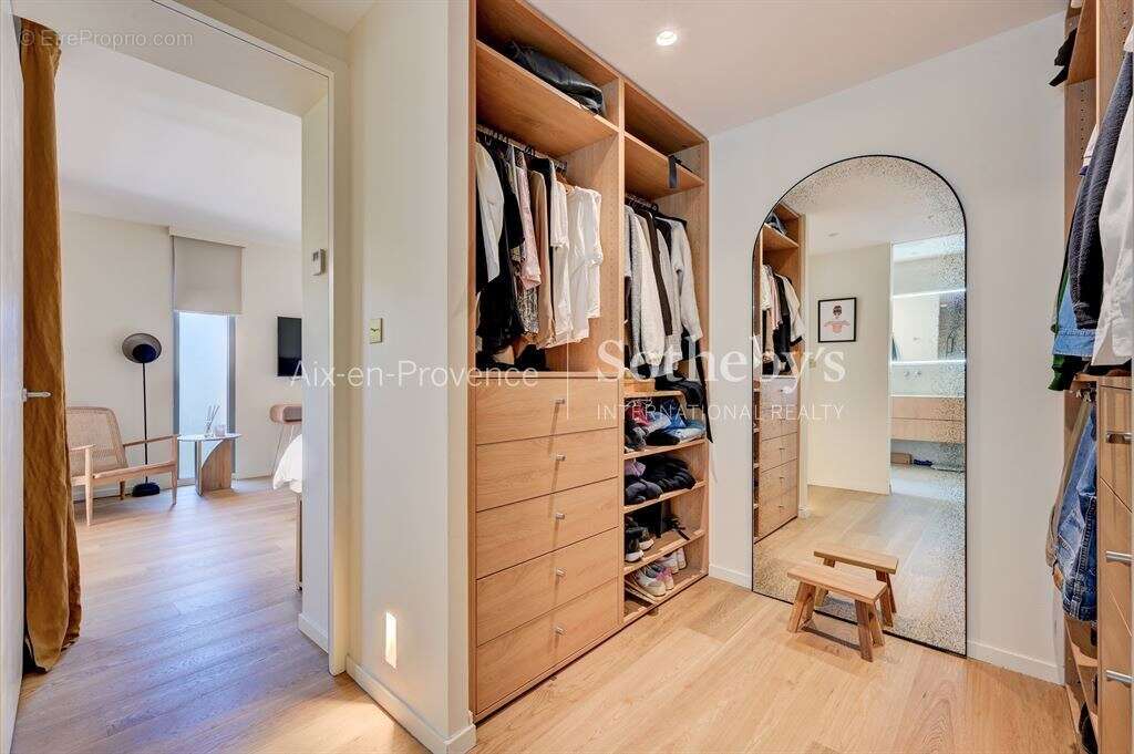 Appartement à AIX-EN-PROVENCE