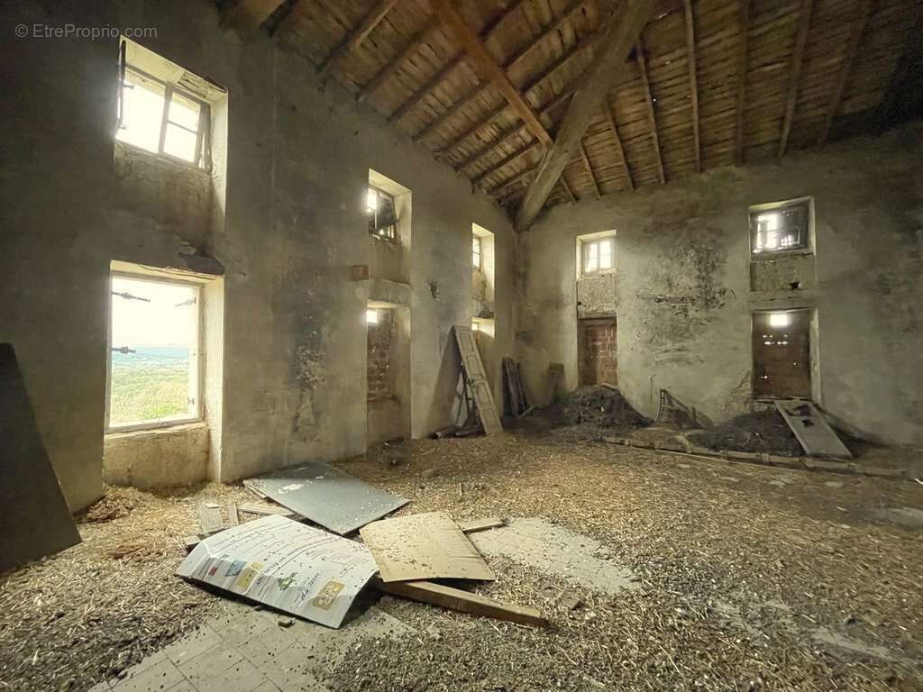 Maison à SAINT-NAZAIRE-DES-GARDIES