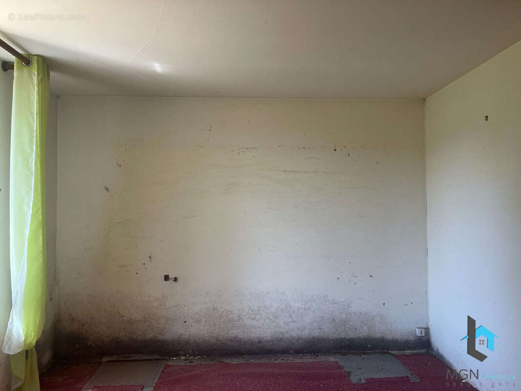 Maison à FRESNAY-LE-COMTE