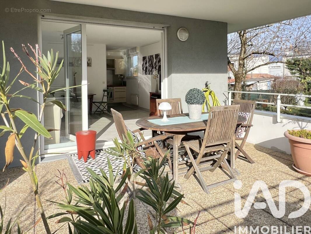 Photo 1 - Appartement à ECHIROLLES