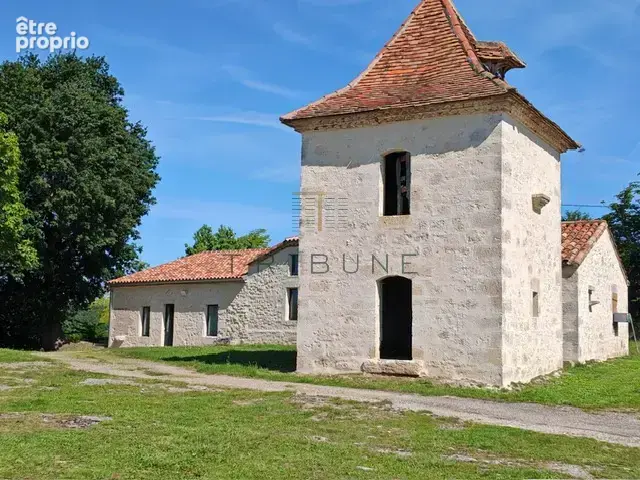 Maison à SAINT-CAPRAIS-DE-LERM