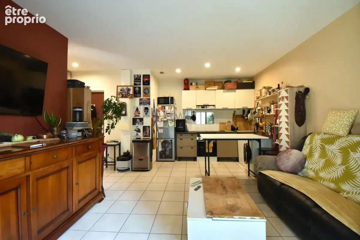 Appartement plain-pied avec extérieur LE CHAMBON SUR LIGNON (43) - photo 7