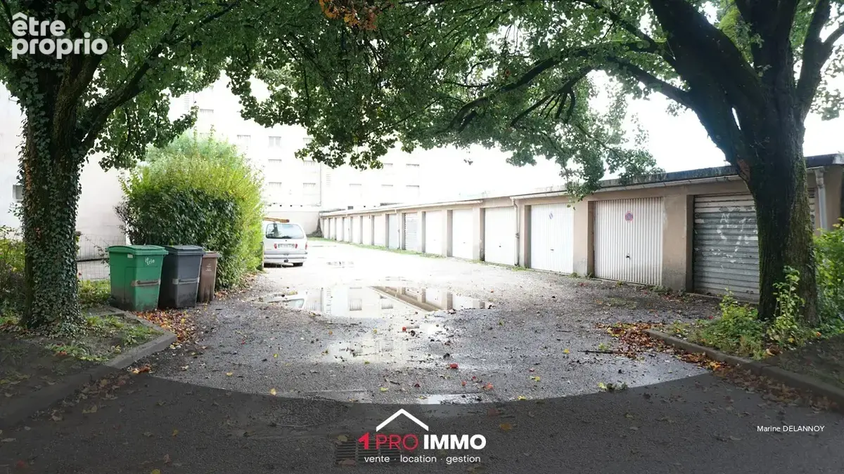 n°1 - Parking à SAINT-MARTIN-LE-VINOUX
