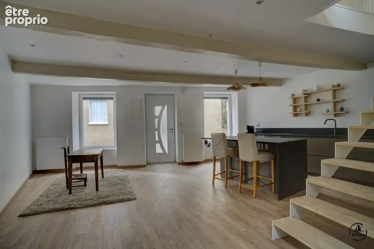 Photo Maison à Bellegarde-En-Forez au prix de 258 000€