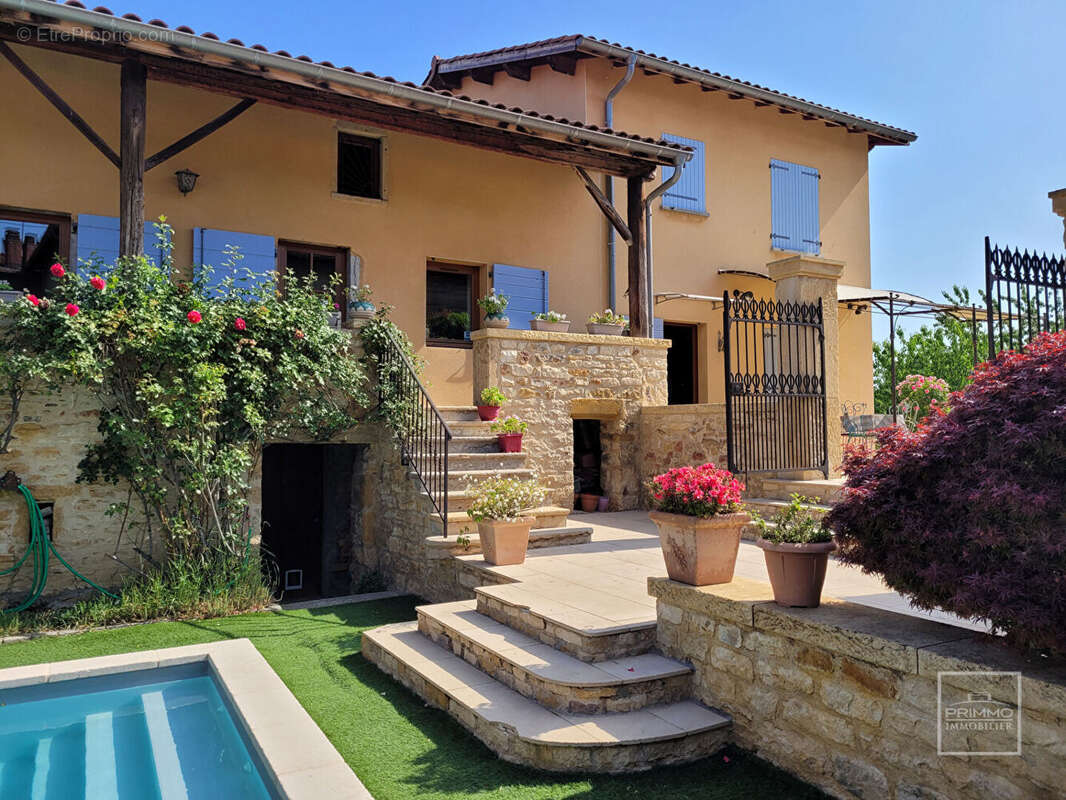 Maison à MARCILLY-D'AZERGUES