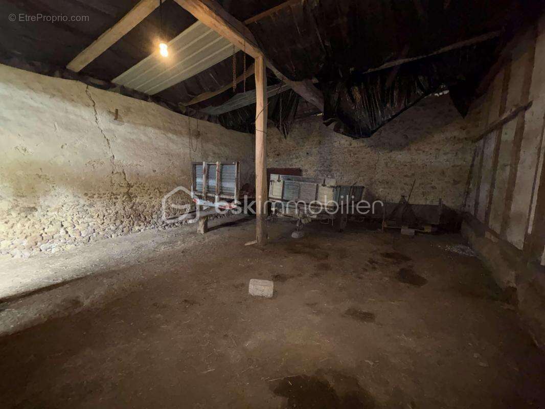 Maison 150 m² à Freville-Du-Gatinais  - photo 2
