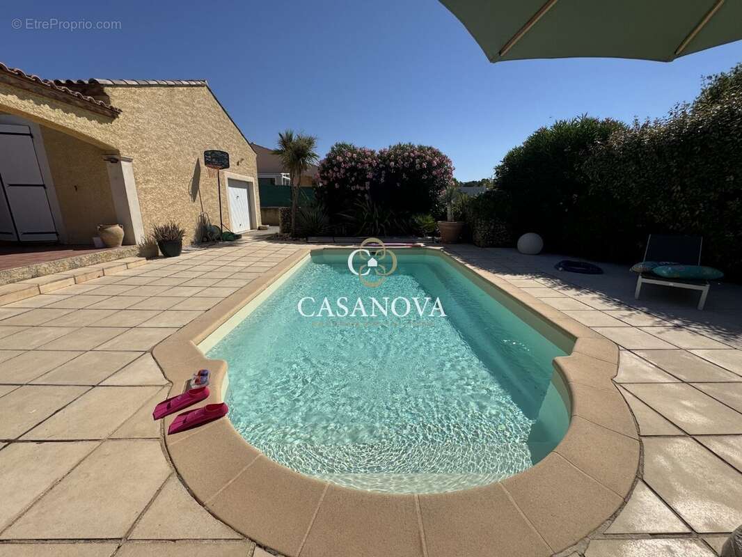 Villa familiale avec piscine  Cadre paisible proche mer - photo 4