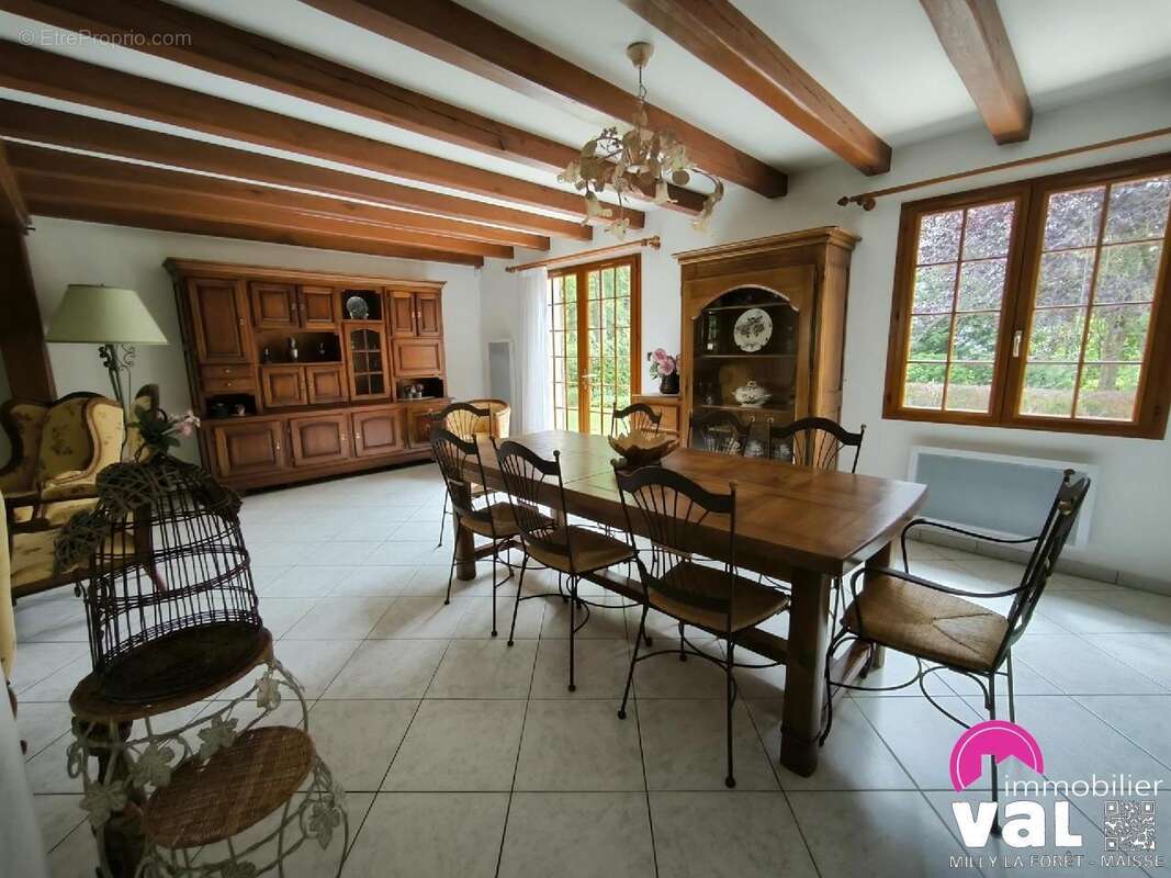 Maison à MILLY-LA-FORET