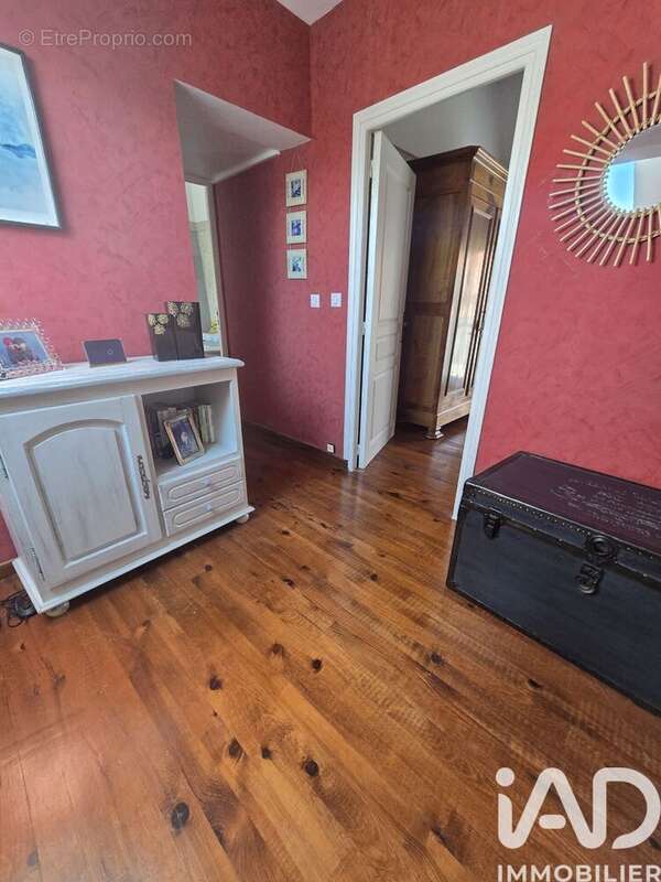 Maison 135 m² à Passy-Grigny  - photo 8