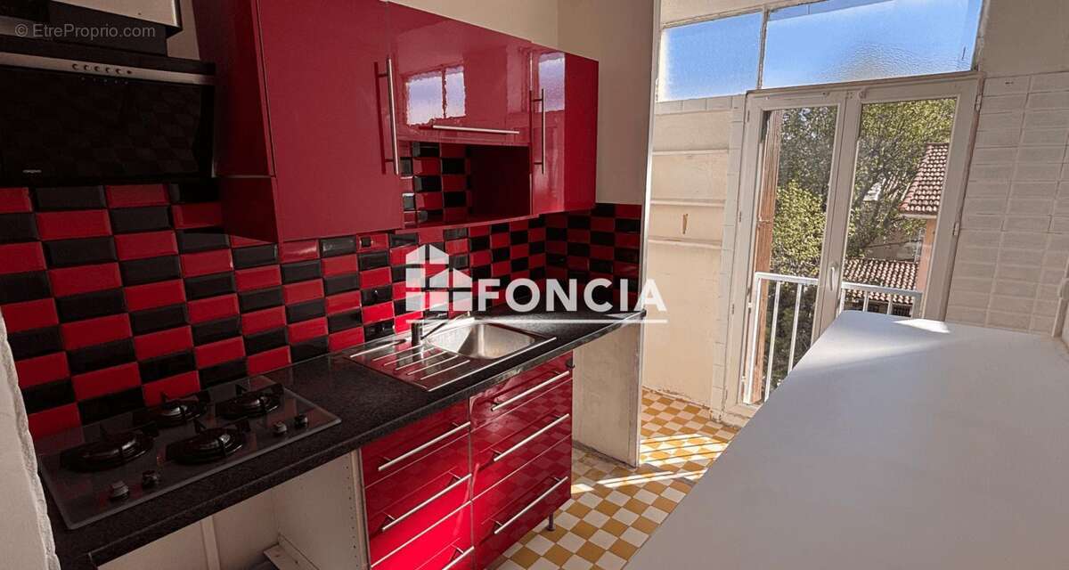 Appartement à MARSEILLE-15E