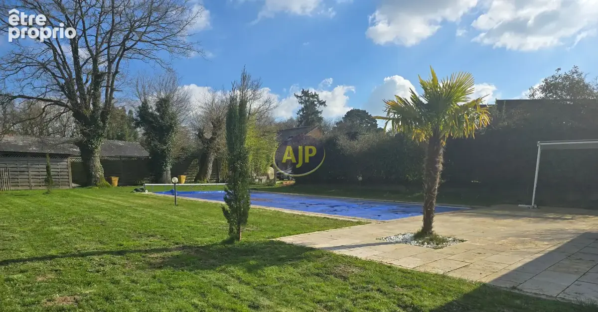 MOUAIS 44590  Maison en pierre 135 m² - 4 chs - piscine - terrain constructible - photo 2