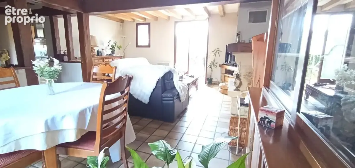 Maison familiale de 8 pièces avec sous sol total ET piscine  chauffée - photo 11