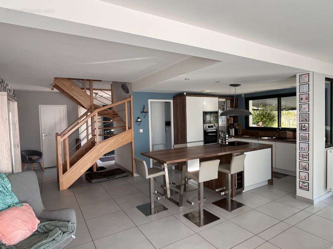 Maison à SAINT-DENIS-EN-VAL