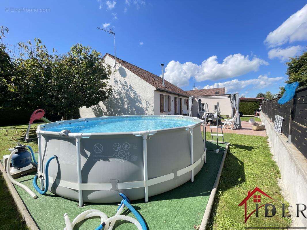 Maison à L'ISLE-SUR-LE-DOUBS