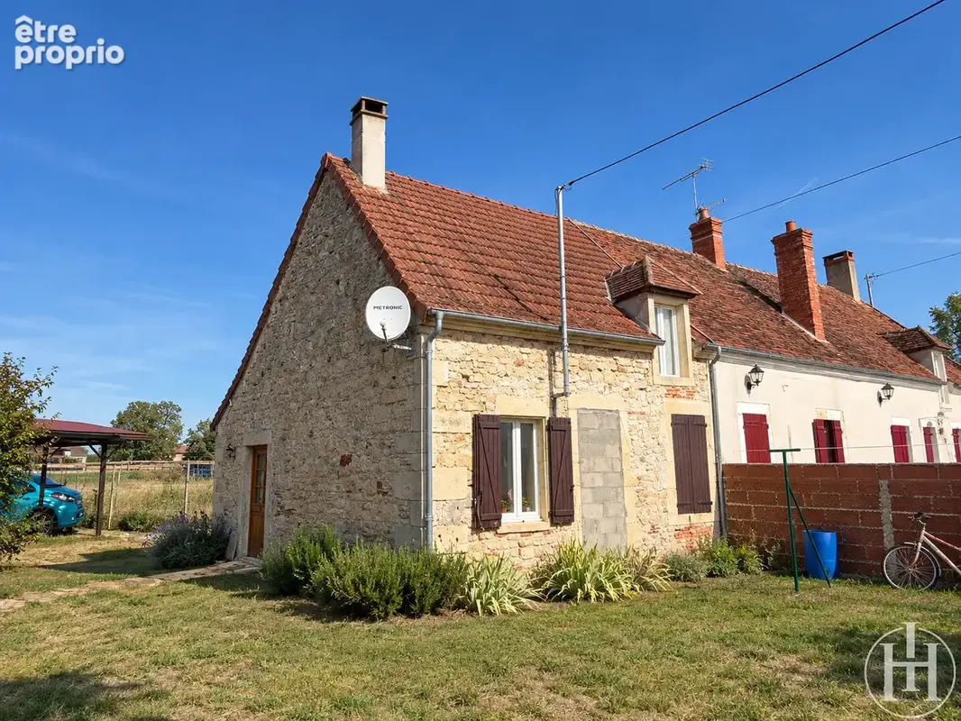 Maison 2 pièces 72 m² · à Orcenais · 72 m² · 59 000 €