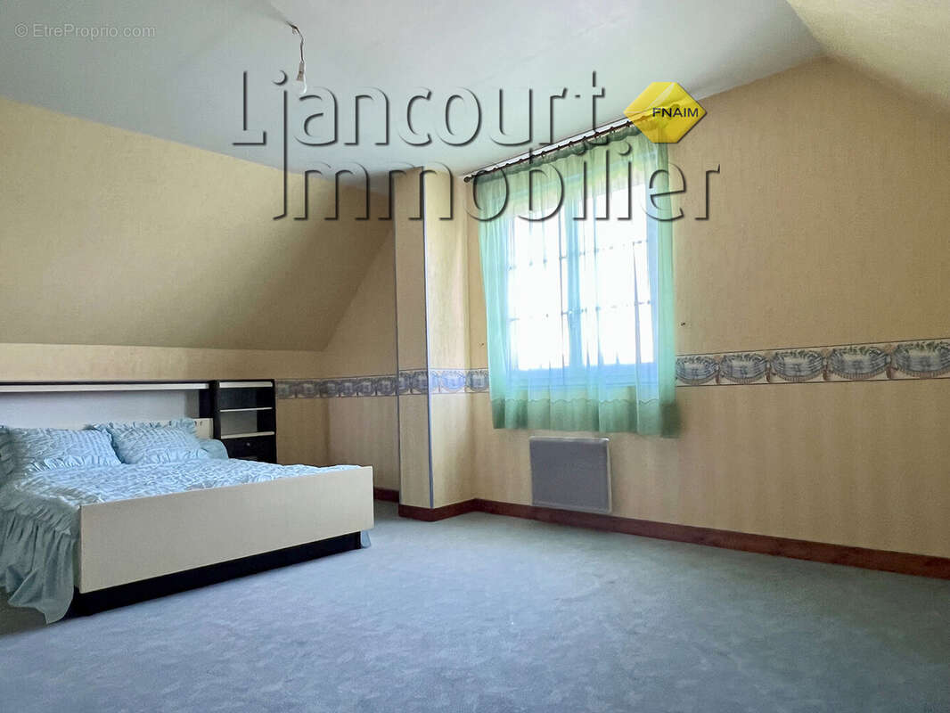 Maison à SAINT-MARTIN-LONGUEAU