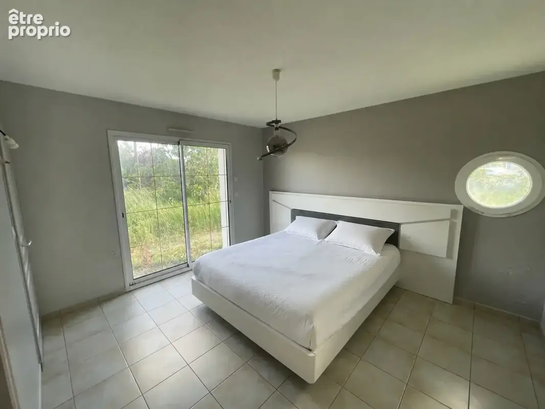 Maison à vendre 11 pièces SAINT MICHEL EN L'HERM (85) - photo 5
