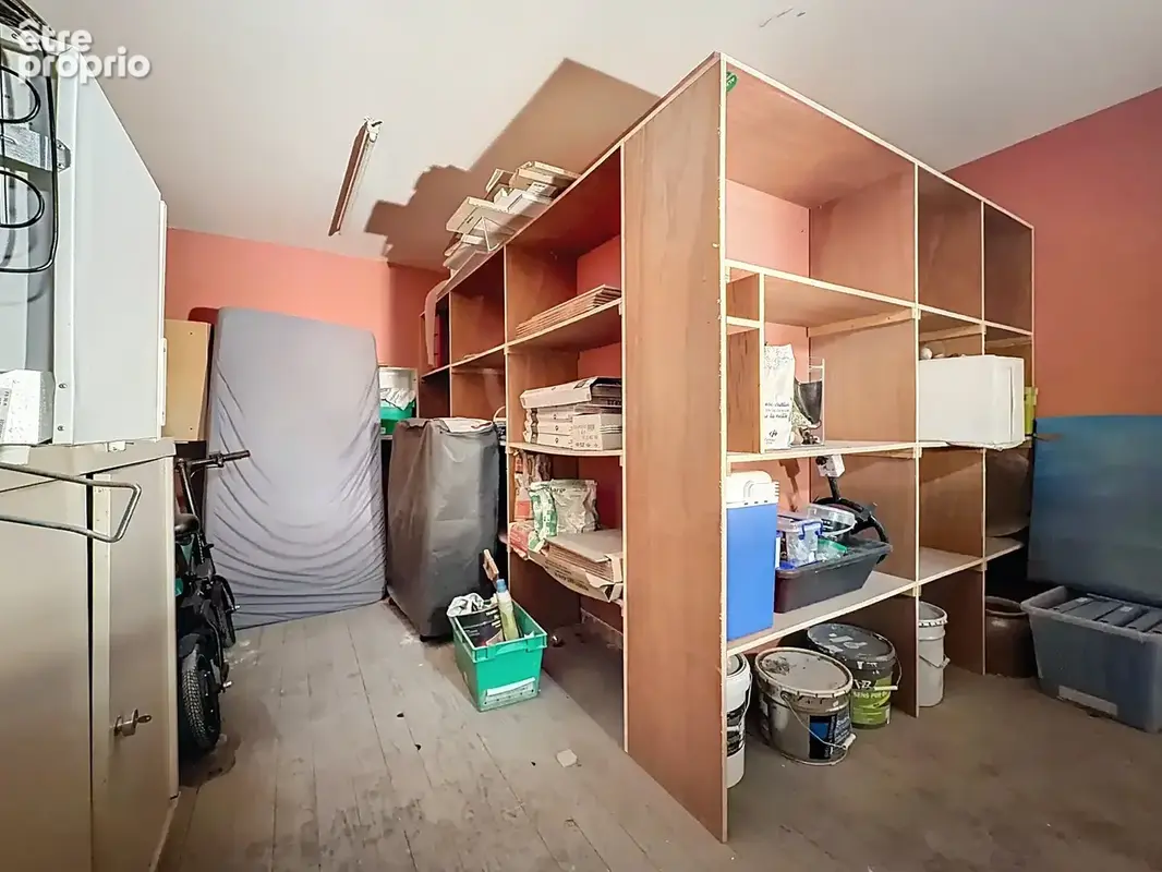 Immeuble à vendre MONTPELLIER (34) 254 m2 au sol -Comprenant un T1bis loué - un T3 libre - une remise de 100 m2 libre - un local - photo 9