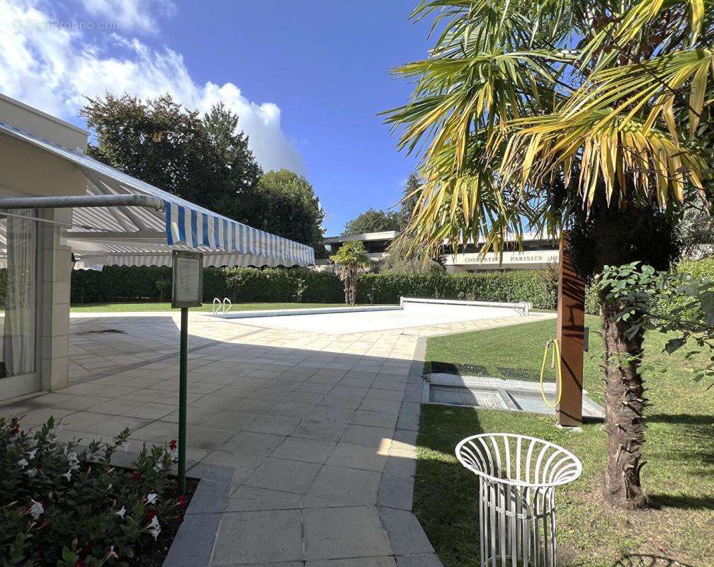 Appartement à LE CHESNAY