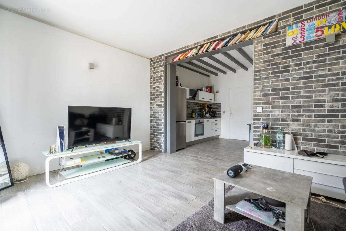 Appartement à ROMAINVILLE