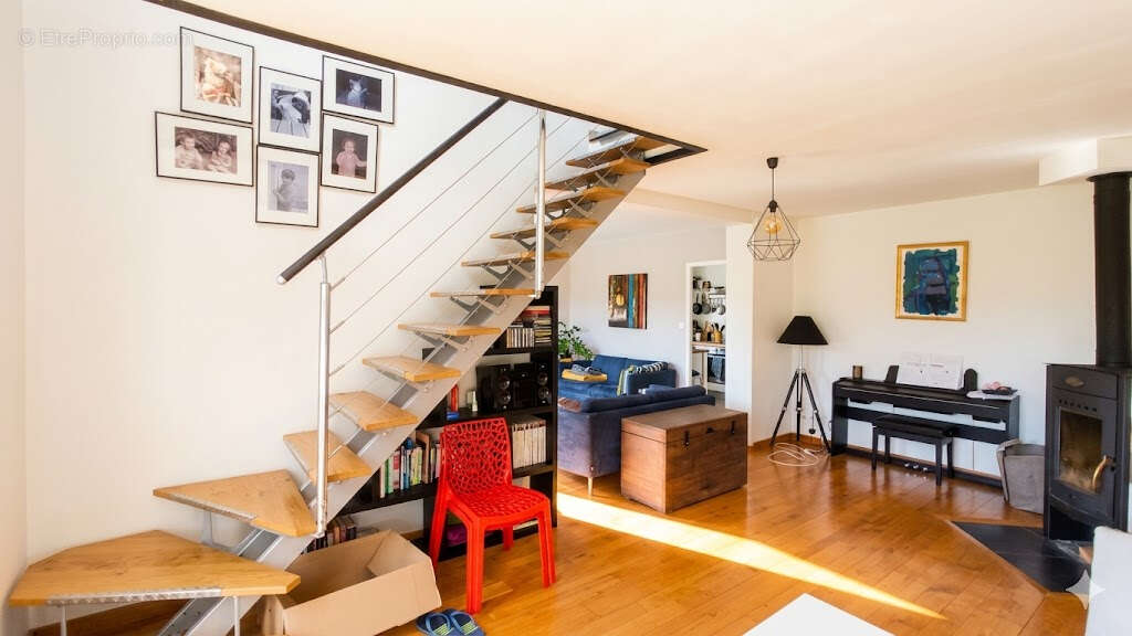 Maison 145 m² à Vouneuil-Sur-Vienne  - photo 4