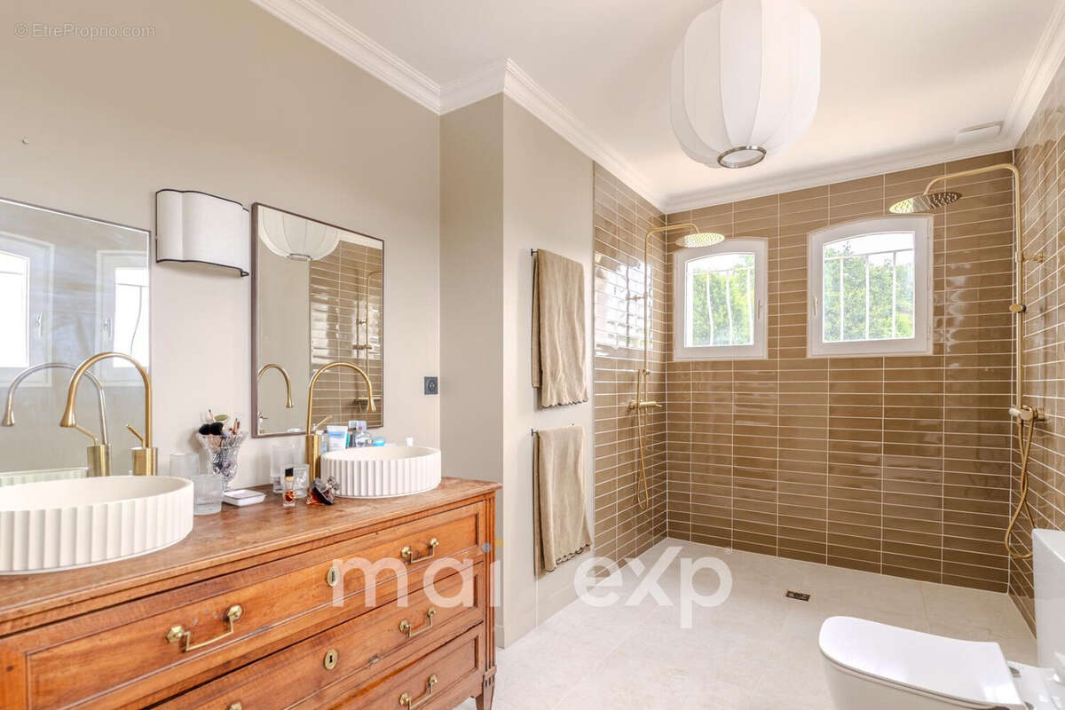 Maison 190 m² à Kervignac  - photo 5