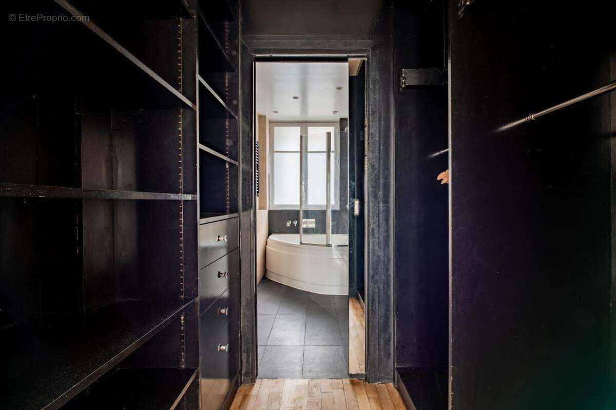 Appartement à PARIS-4E