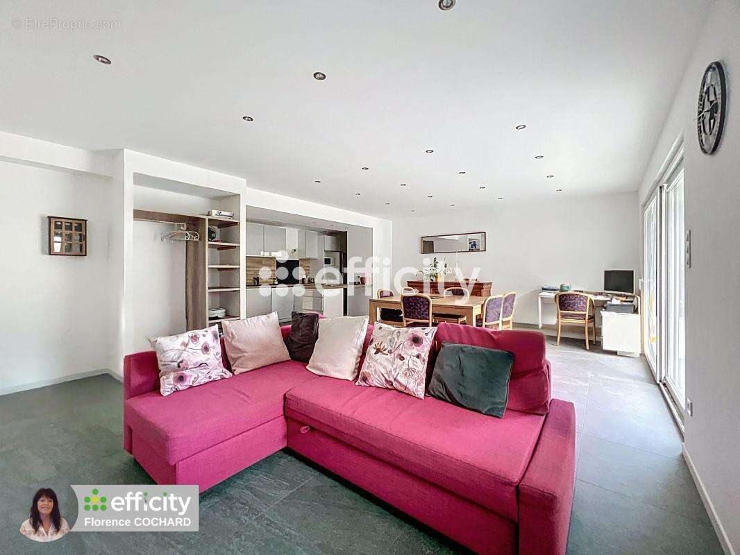 Appartement à VOUGY
