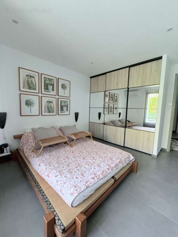 Appartement à LA VALETTE-DU-VAR