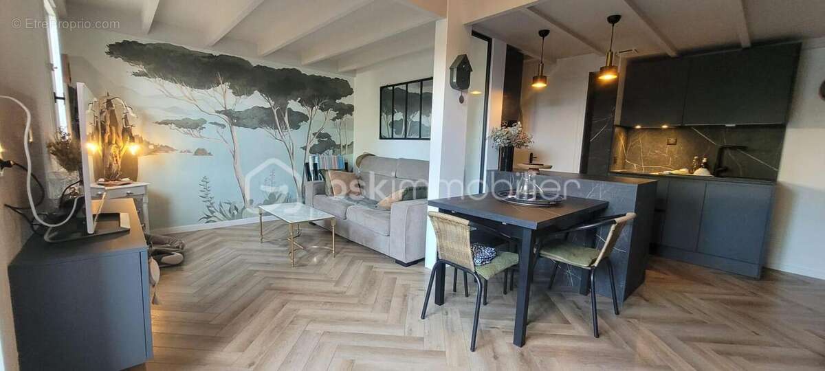 Appartement à VAUX-SUR-MER